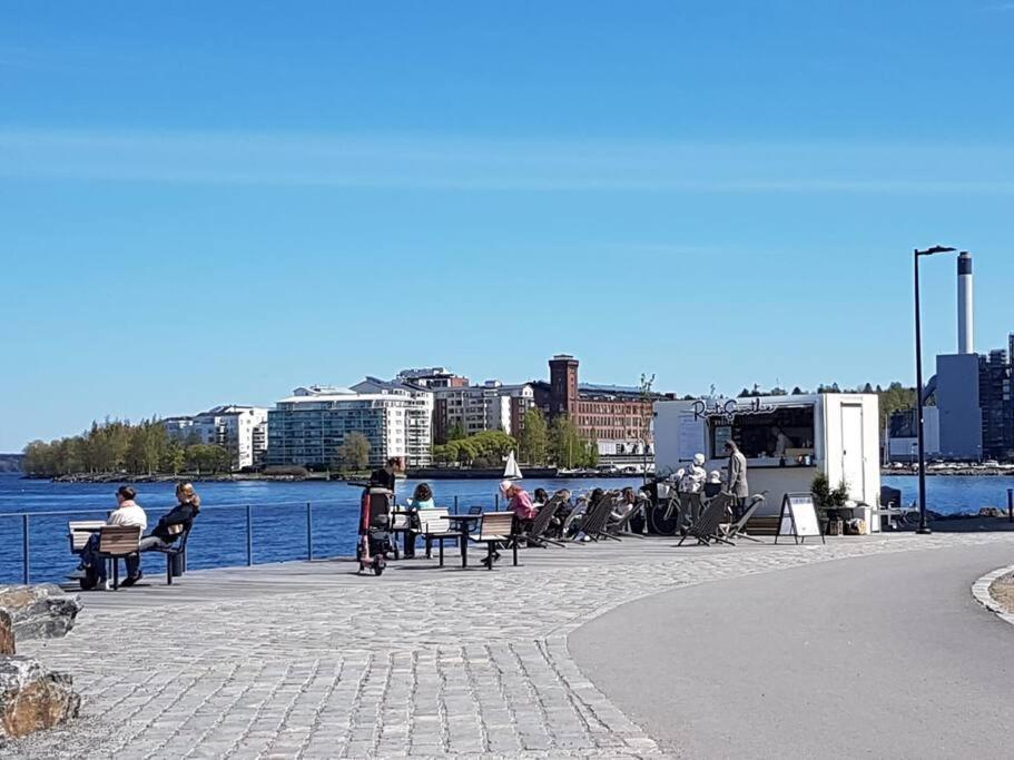 Upea Kaksio Naesijaerven Rannalla Tampere Exterior photo